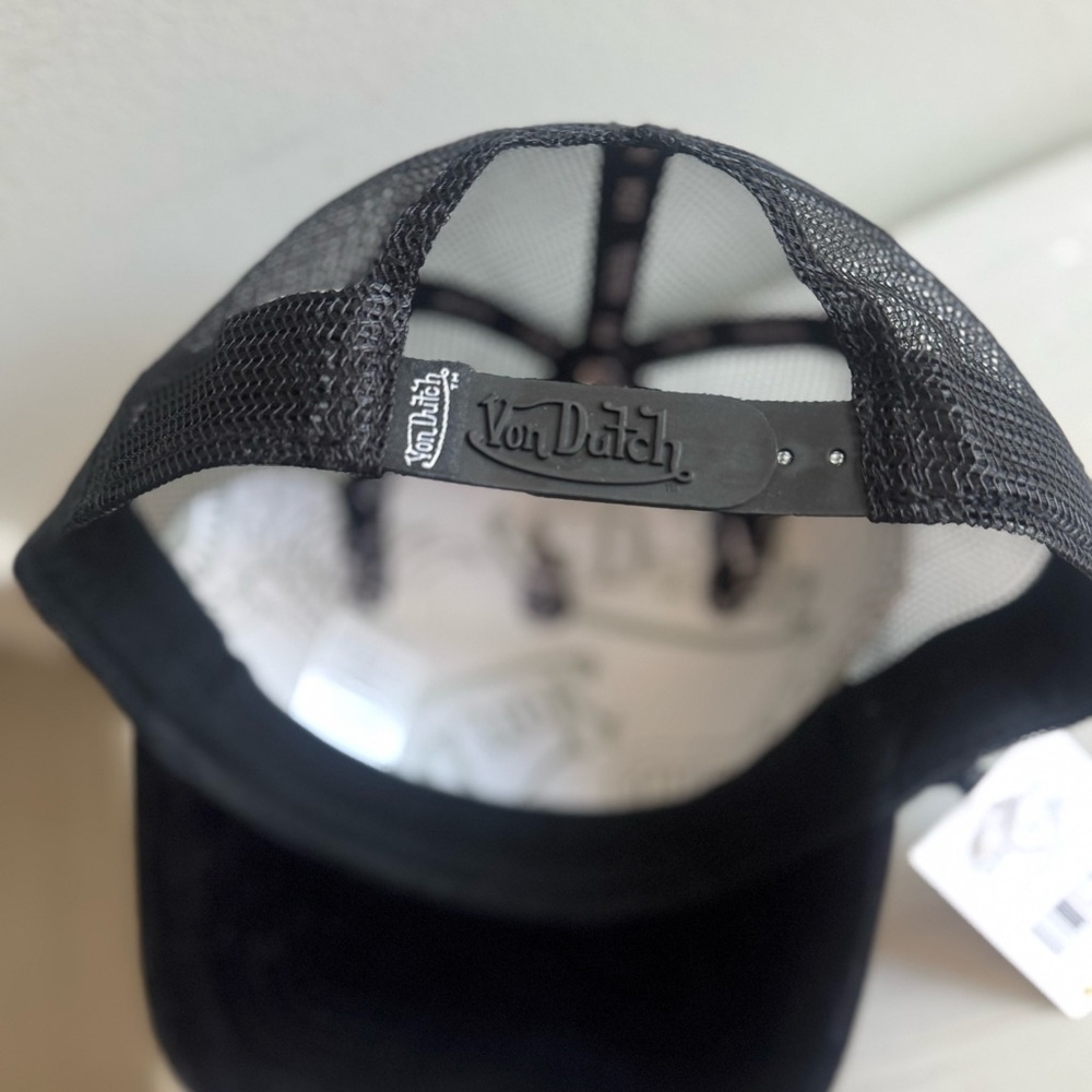 🖤 NWT Von Dutch Triple Black Velvet Trucker Hat - SnapBack - Picture 4 of 7